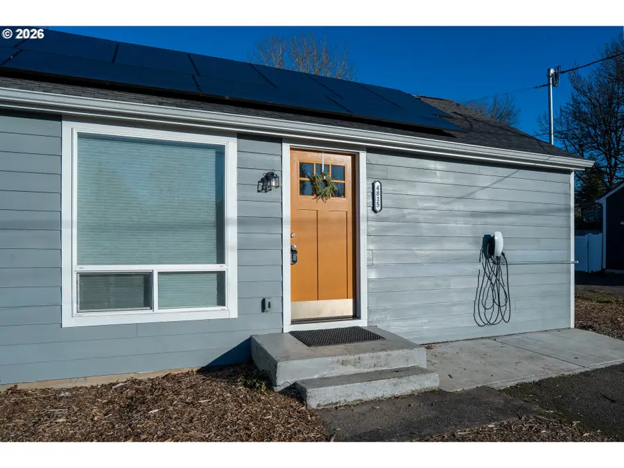 4815 SW Dickinson St, Portland, OR 97219 - Image #2