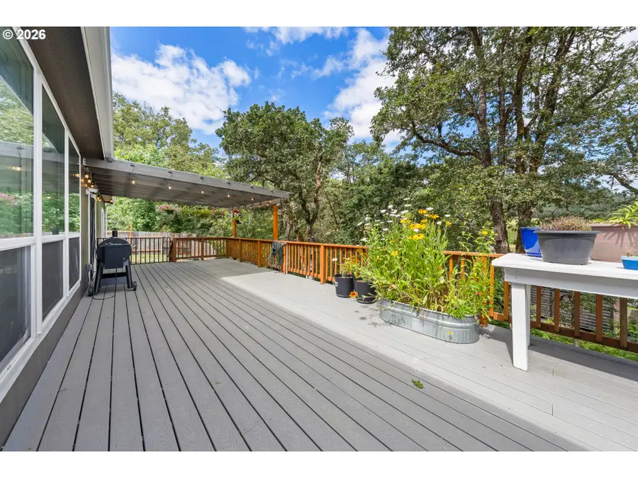 4458 Shoestring Rd, Riddle, OR 97469 - #3