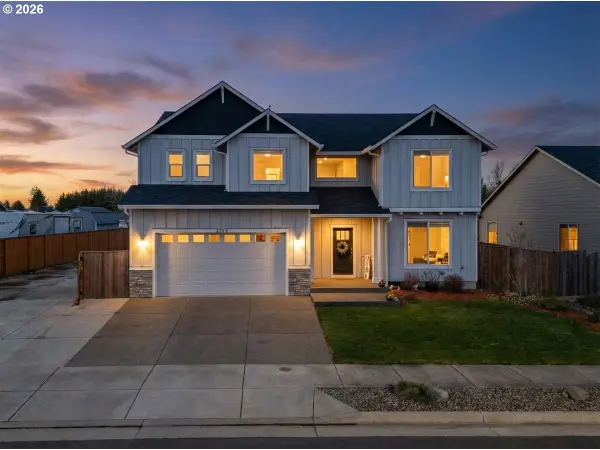 2105 NE Summit Dr, Albany, OR 97321