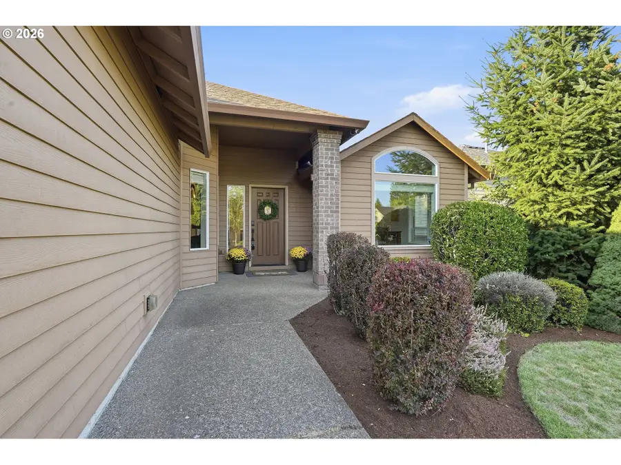 1433 Begonia Ave, Forest Grove, OR 97116 - #2