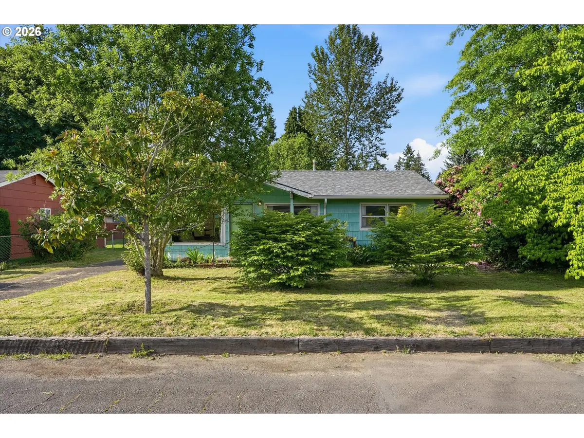 8703 NE Sacramento St, Portland, OR 97220 - #1