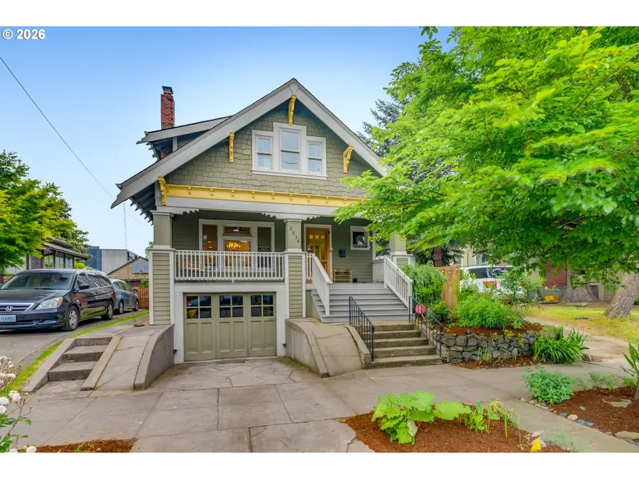 2534 SE 32nd Ave, Portland, OR 97202 - #2