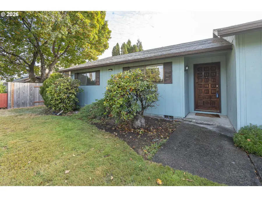 319 Marr Ct, Monmouth, OR 97361 - #3