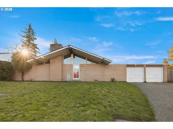 12600 NE Davis St, Portland, OR 97230