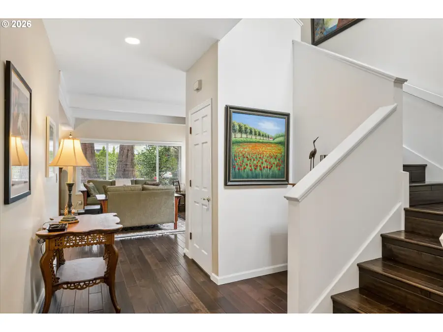 599 Wimbledon Ct, Eugene, OR 97401 - #3