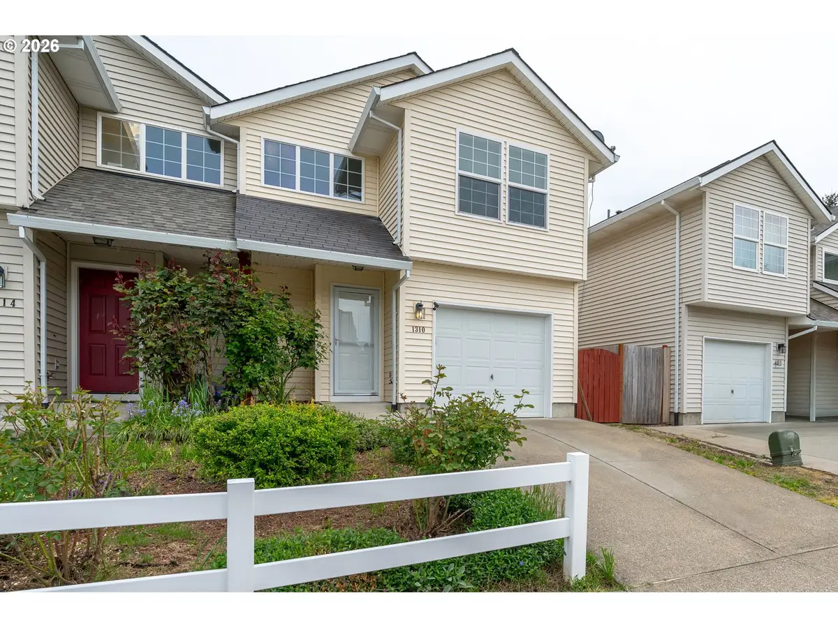 1310 N Parkside Ln, Newberg, OR 97132 - #1