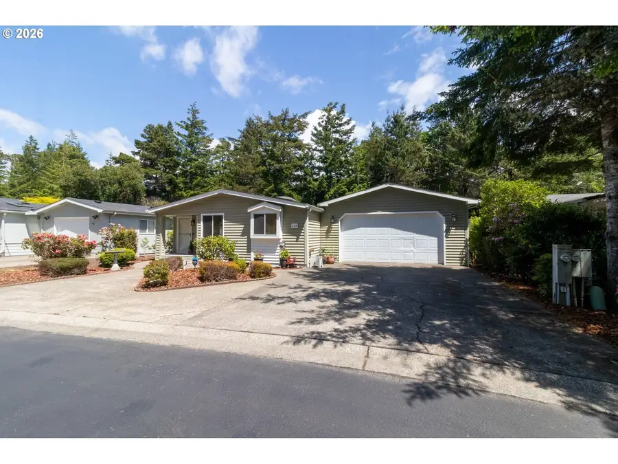 159 Florentine Ave, Florence, OR 97439 - #2