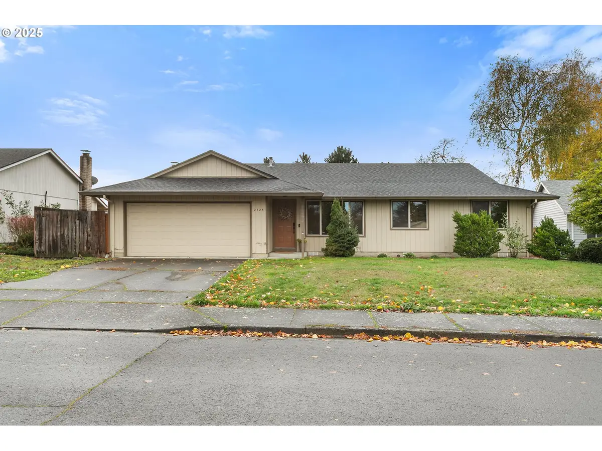 2125 SW Leewood Dr, Beaverton, OR 97003 - Image #1