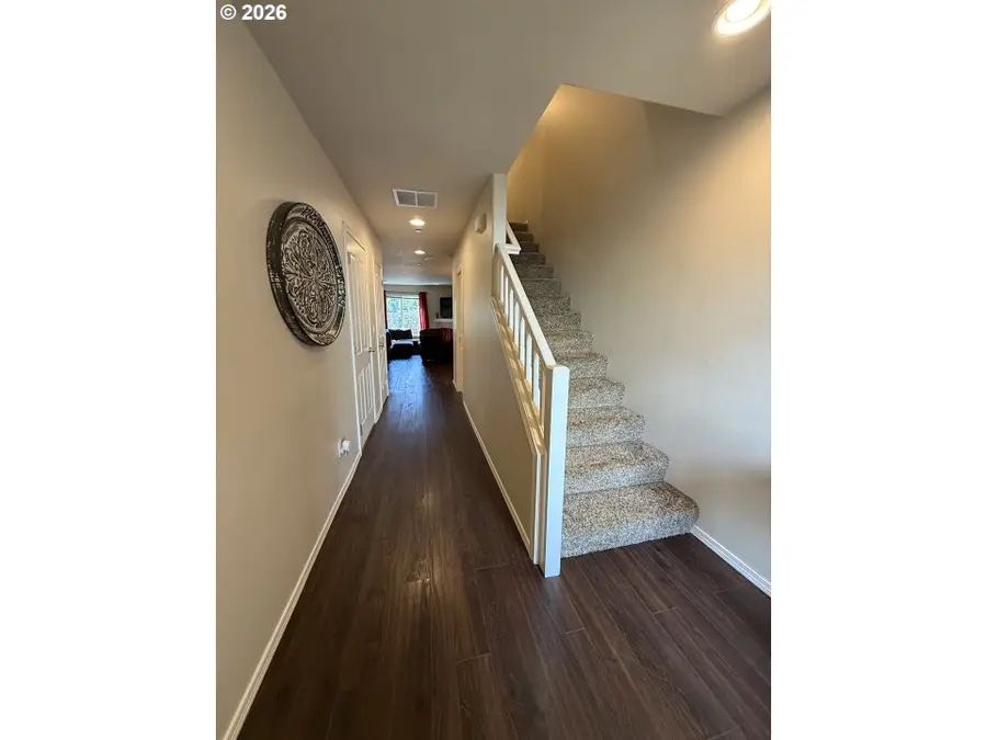 744 NW 3rd Ave, Canby, OR 97013 - #2