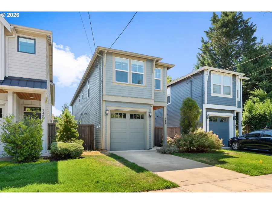 7456 N Stockton Ave, Portland, OR 97203 - #2