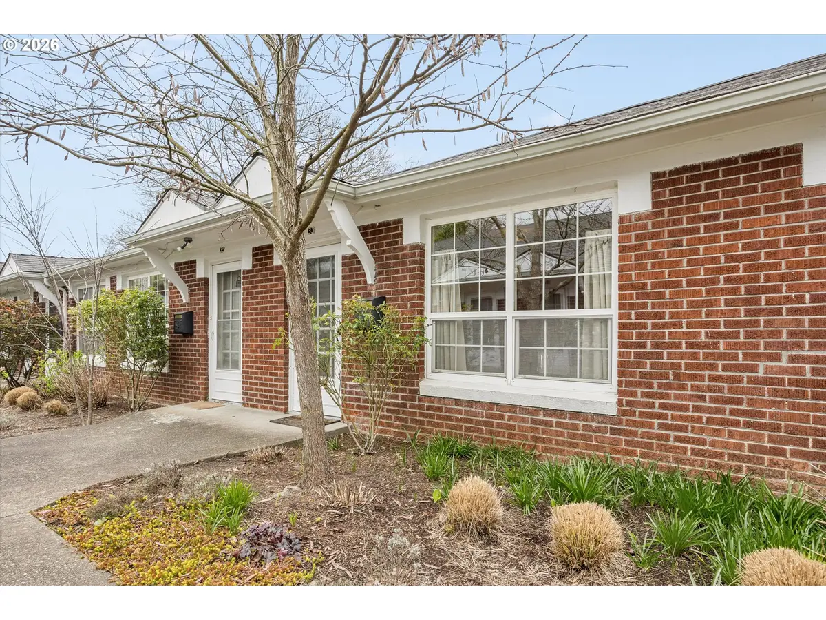 2633 NW Raleigh St #33, Portland, OR 97210 - #1