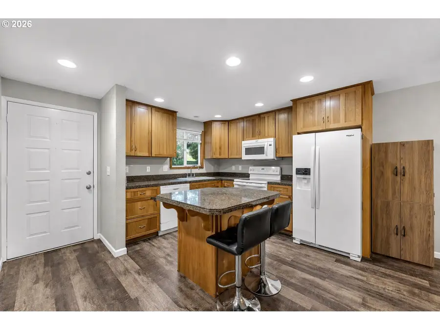 4117 NE 8th St, Gresham, OR 97030 - #3