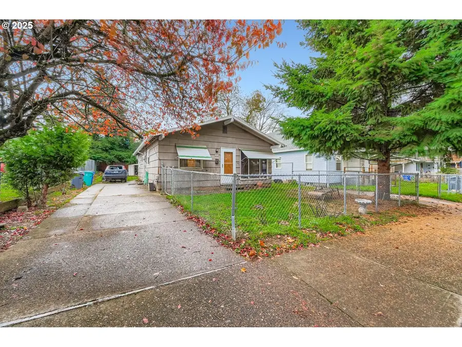 4828 SE 84th Ave, Portland, OR 97266 - Image #2