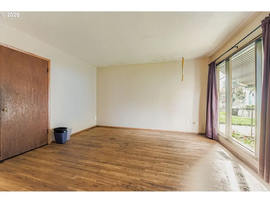 4828 SE 84th Ave, Portland, OR 97266 - Image #3