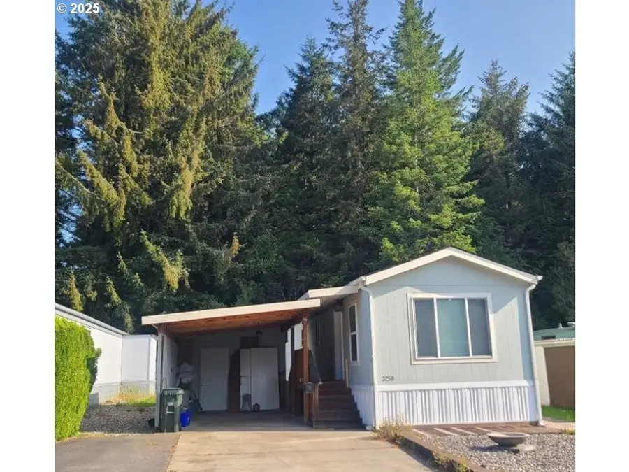 3250 Sandpiper Dr, Coos Bay, OR 97420 - Image #2