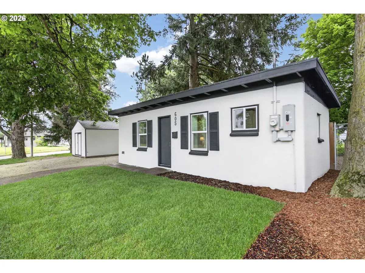 605 32nd Ave, Longview, WA 98632 - #1