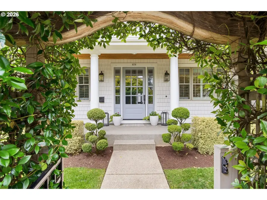 616 4th St, Lake Oswego, OR 97034 - #3
