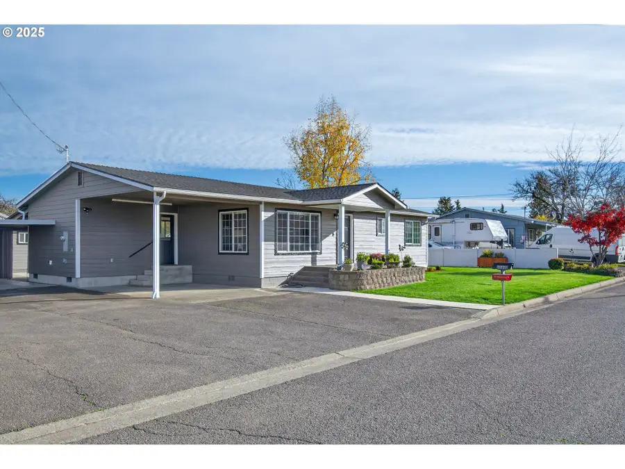 3721 Joe Ave, Roseburg, OR 97471 - Image #3