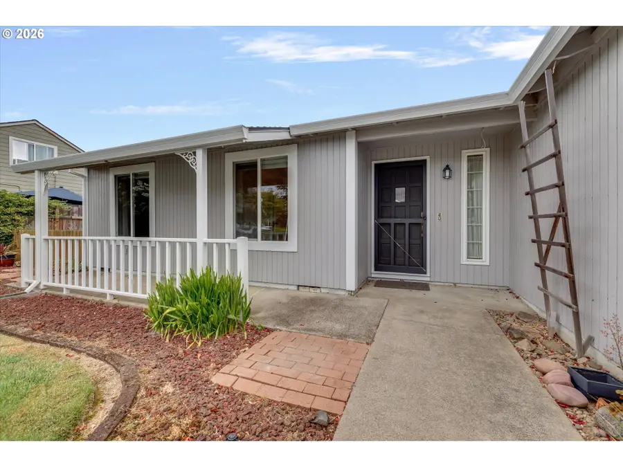 246 SW 9th Ave, Canby, OR 97013 - #3