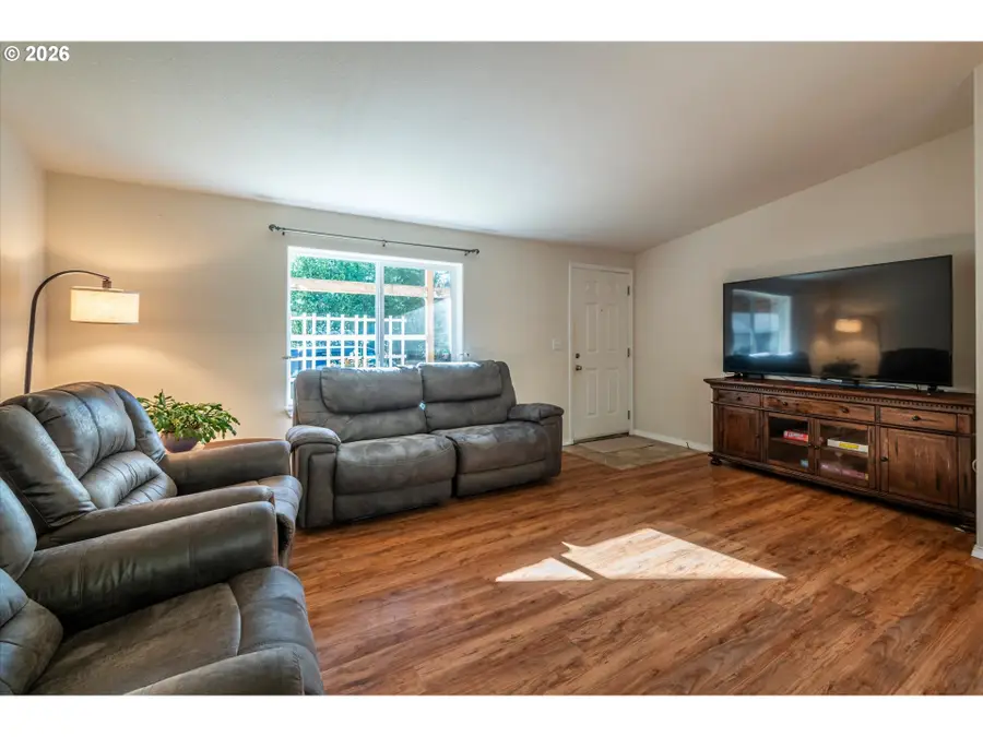 92260 Alder Hill Ln, Coos Bay, OR 97420 - #3