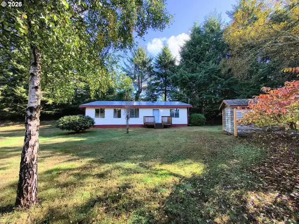 91136 Seaview Ln, CoosBay, OR 97420