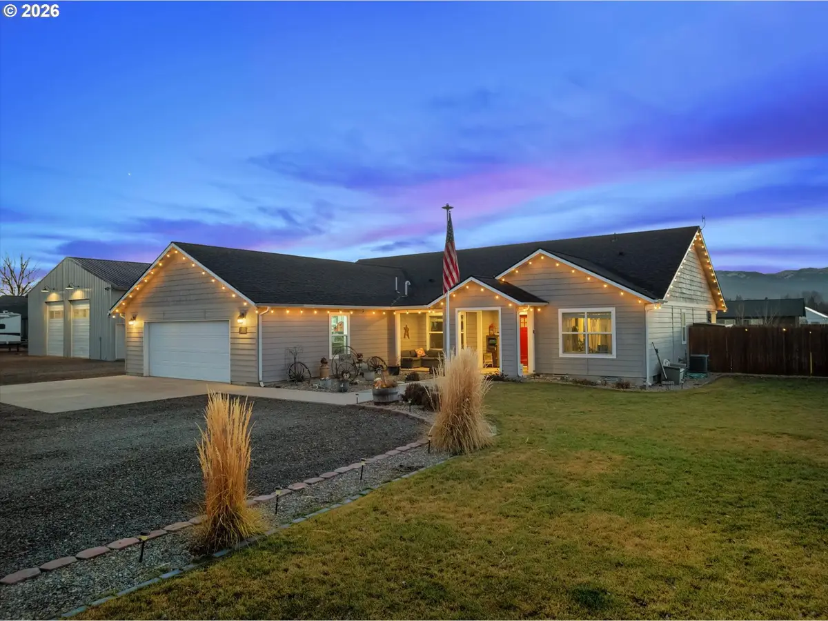 1310 D St, Baker City, OR 97814 - Image #1