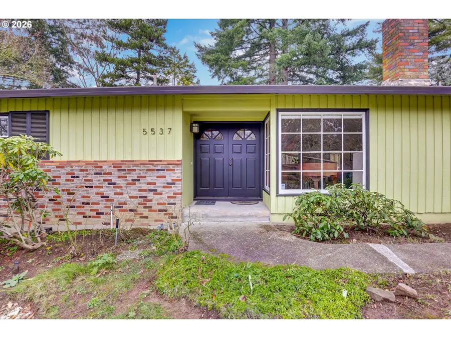 5537 SW Seymour Ct, Portland, OR 97221 - Image #3