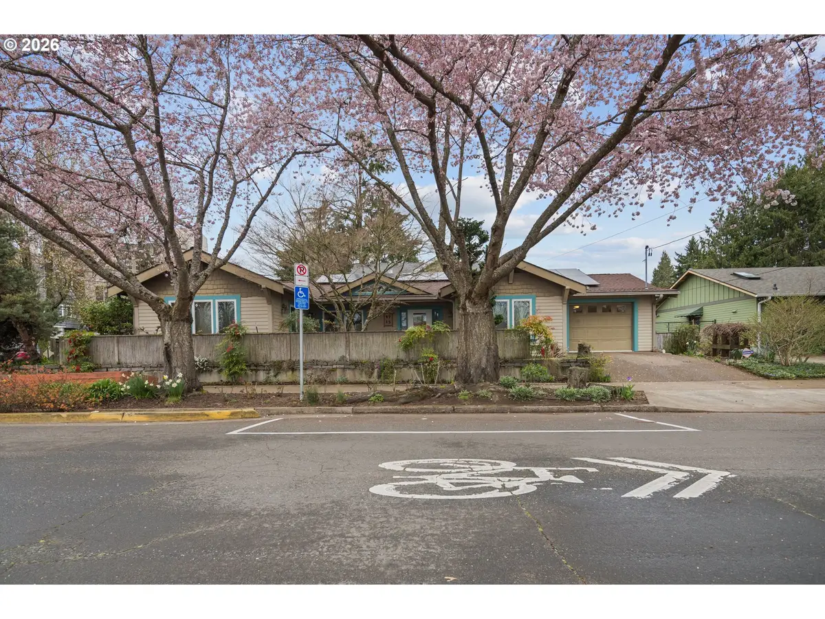 4715 NE Everett St, Portland, OR 97213 - #1