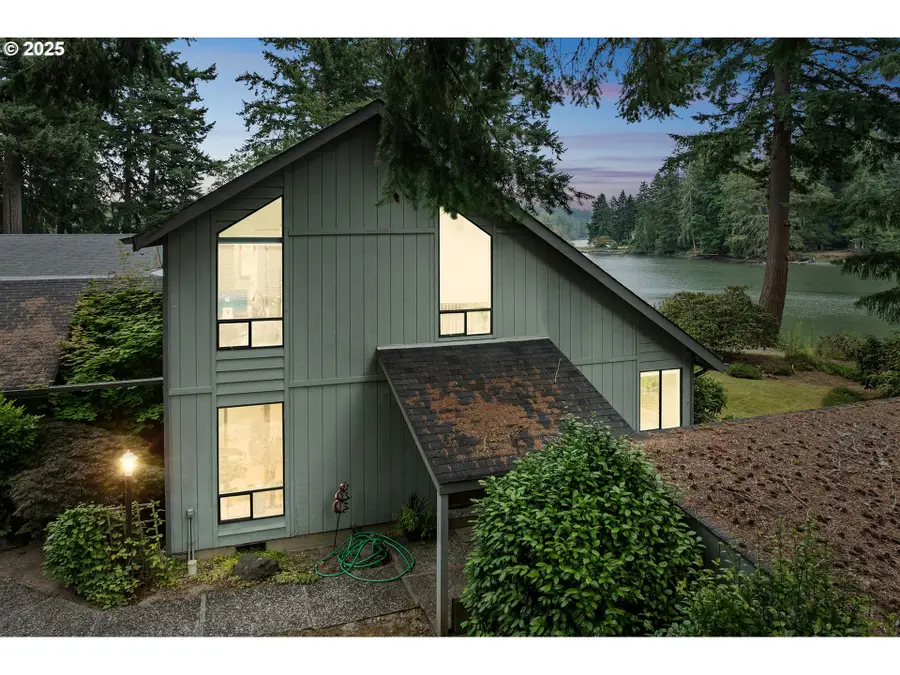 5730 Garden Ln, Olympia, WA 98502 - Image #2