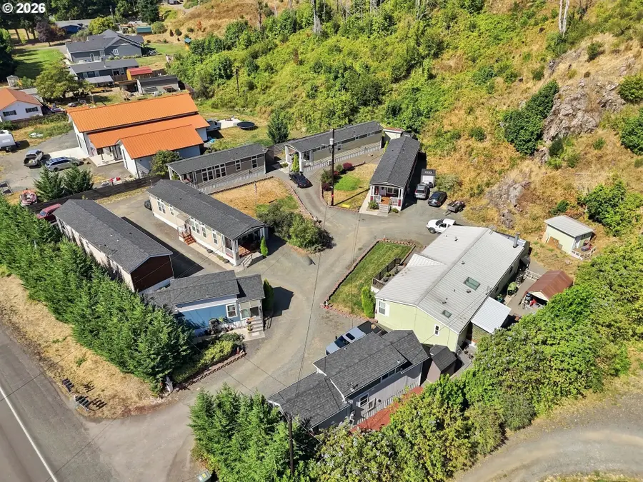 45161 Mckenzie Hwy, Walterville, OR 97489 - #2