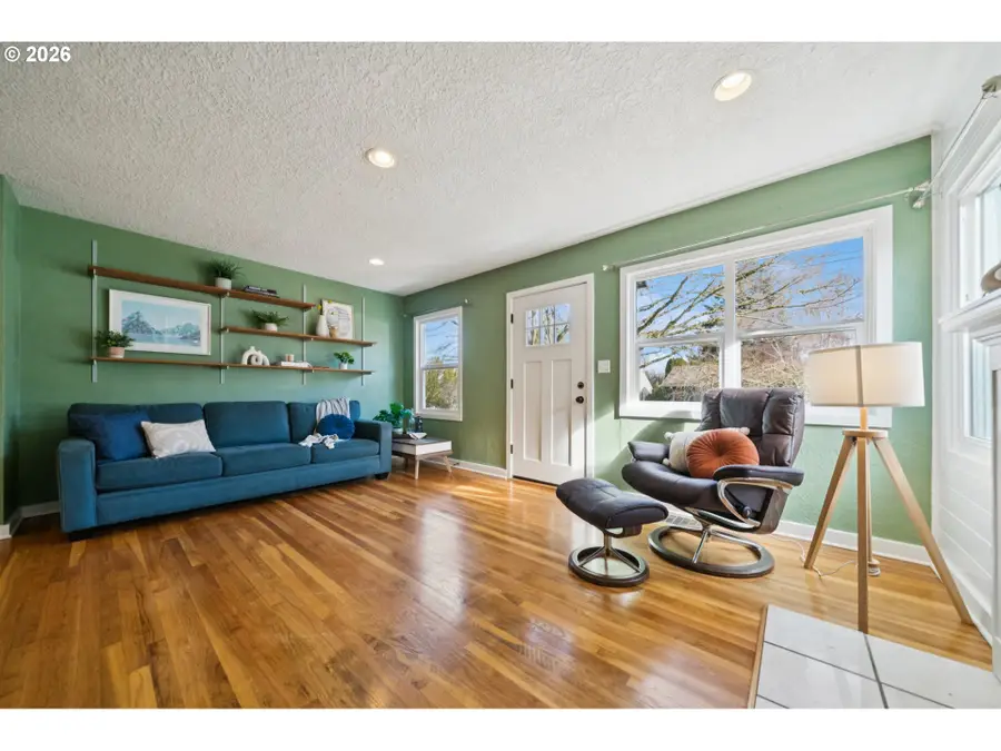 4355 NE 83rd Ave, Portland, OR 97220 - #3