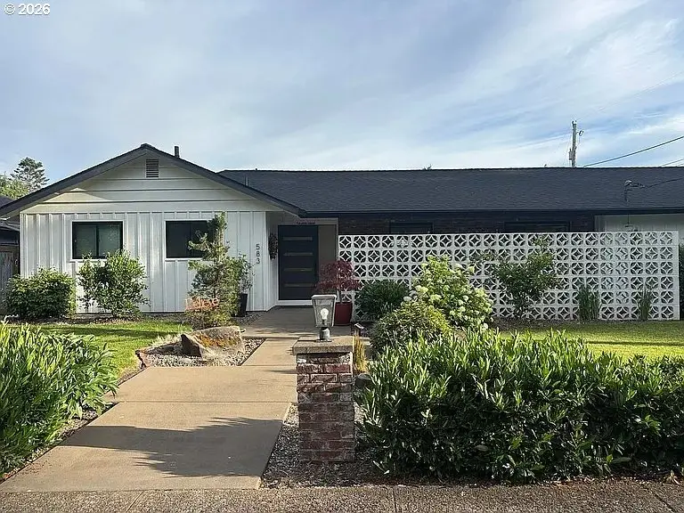 583 SW Allgood St, Dallas, OR 97338 - #1