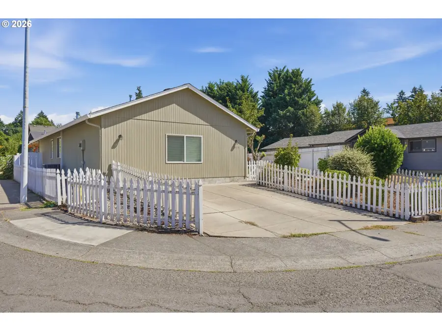2915 NE 161st Ave, Vancouver, WA 98682 - #2