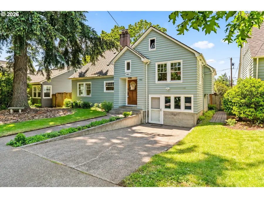 1960 Alder St, Eugene, OR 97405 - #2