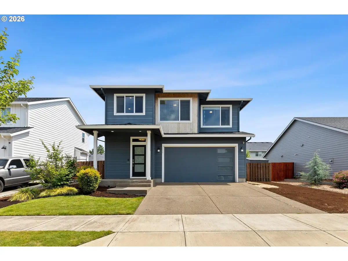 1350 Dahlia St, Woodburn, OR 97071 - #1