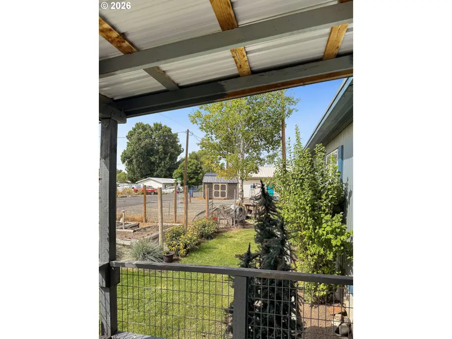 248 E 6th St, Prairie City, OR 97869 - #2