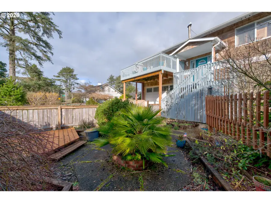 17695 Ocean Blvd, Rockaway Beach, OR 97136 - #2