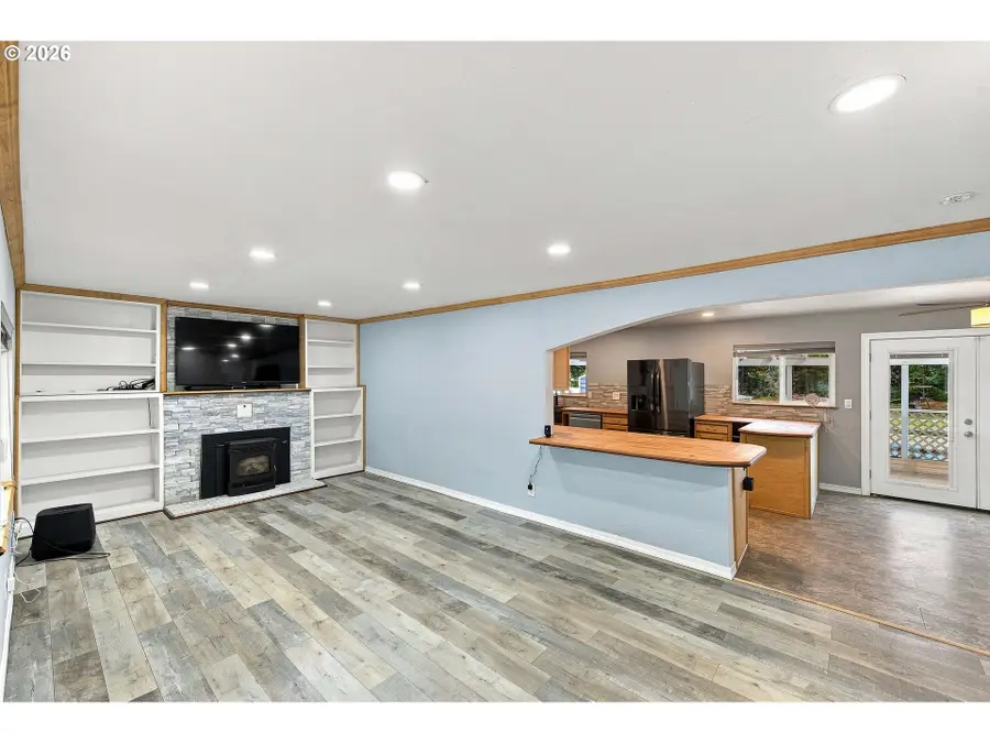 62941 Crown Point Rd, Coos Bay, OR 97420 - #2