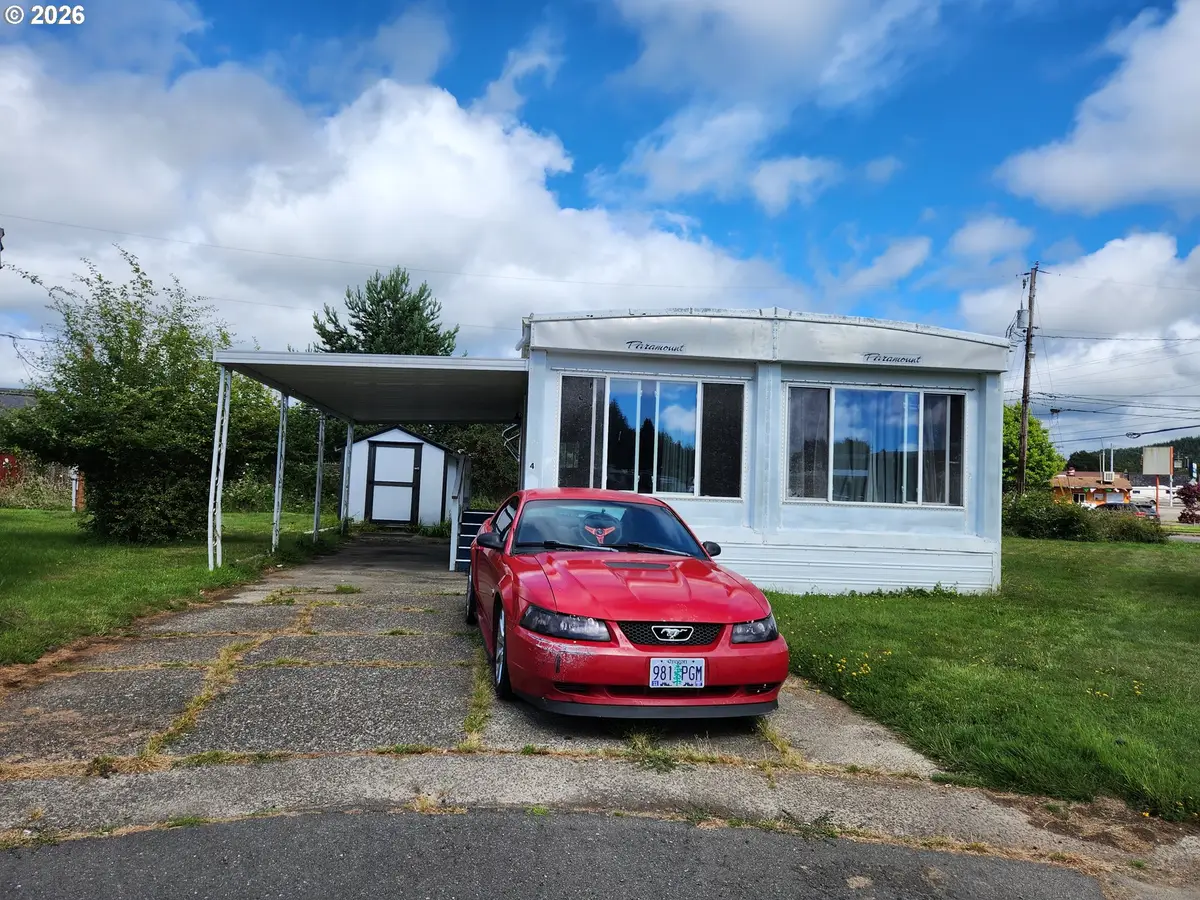 1413 Hawthorne Ave, Reedsport, OR 97467 - #1