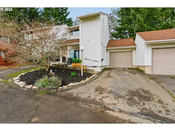 1450 SW Bridlewood Dr #8, Dallas, OR 97338