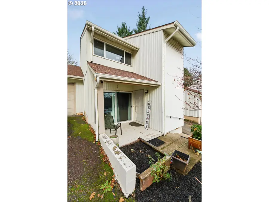 1450 SW Bridlewood Dr #8, Dallas, OR 97338 - Image #3