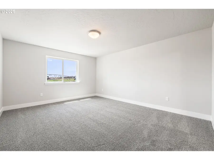 229 Tiber St, Boardman, OR 97818 - Image #2