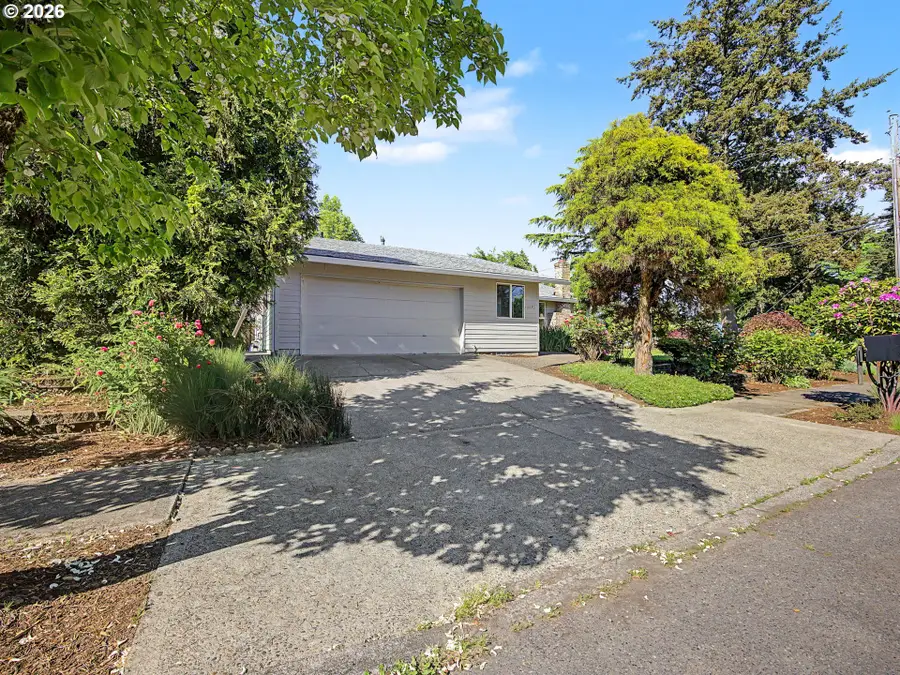 15893 NE Holladay St, Portland, OR 97230 - #3