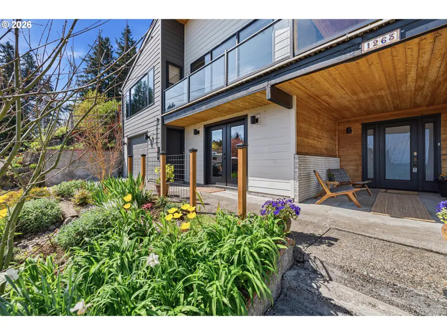 1263 SE 71st Ave, Portland, OR 97215 - #2