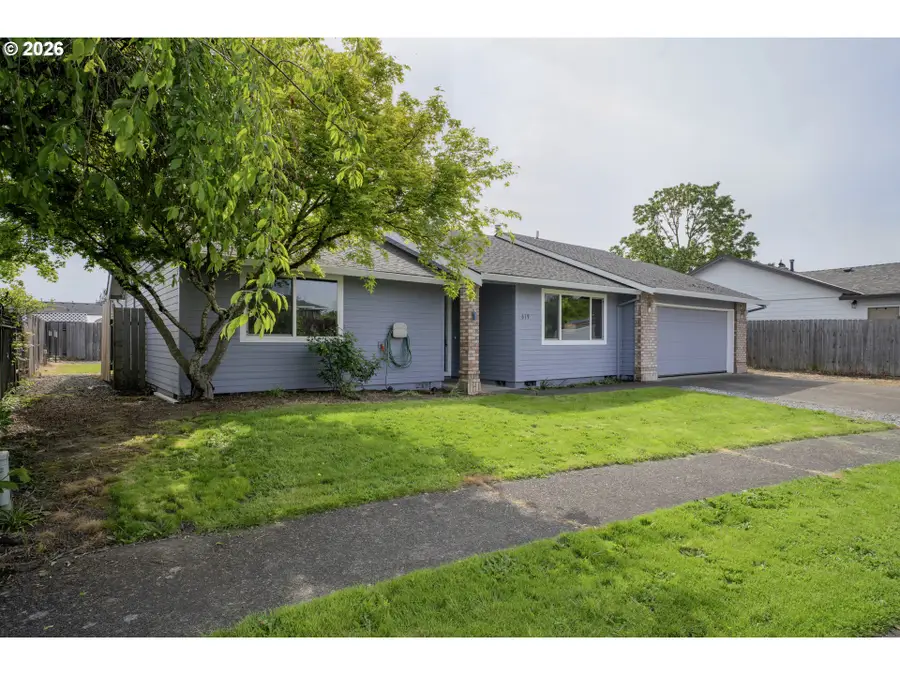 619 Wedgewood Dr, Molalla, OR 97038 - #2
