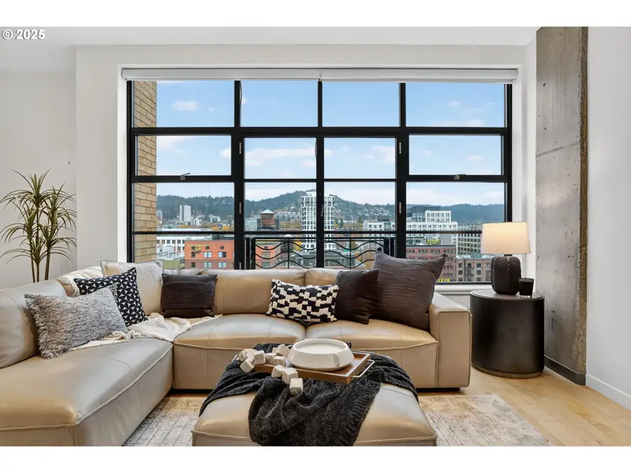 420 NW 11th Ave #1009, Portland, OR 97209 - Image #3