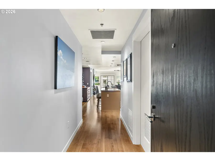 1310 NW Naito Pkwy #206, Portland, OR 97209 - #2