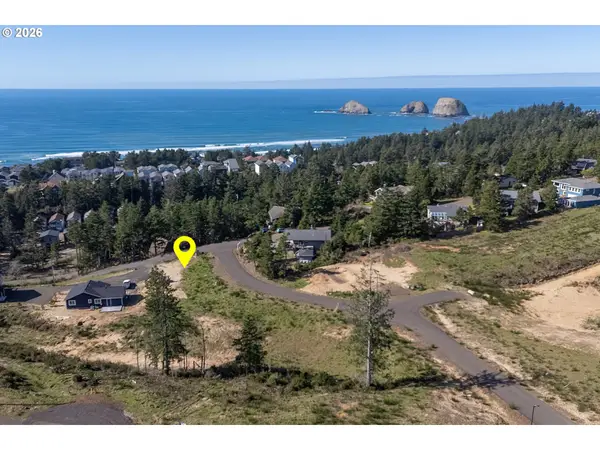 300 Roaring Tide Loop, Oceanside, OR 97134