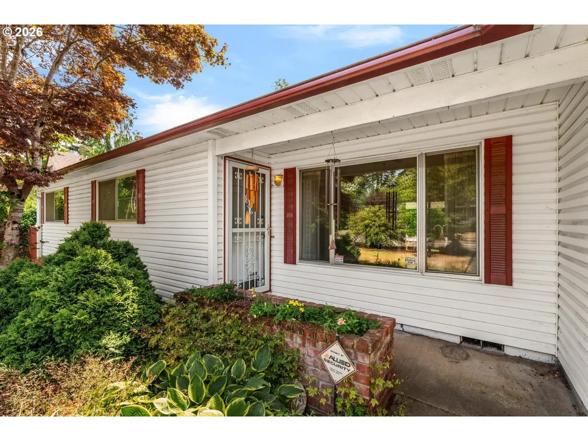 11064 SE Market St, Portland, OR 97216 - #1