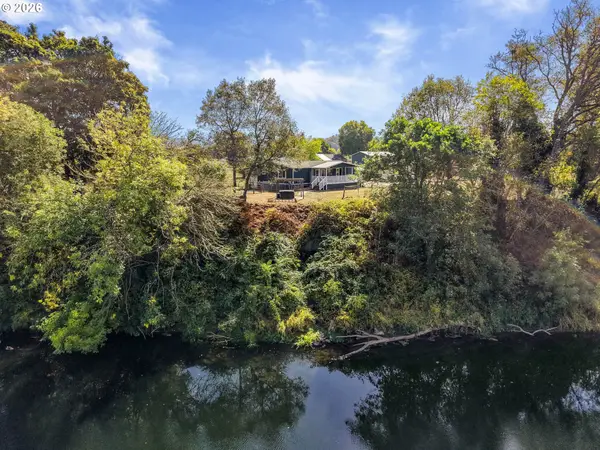 2640 Austin Rd, Roseburg, OR 97471